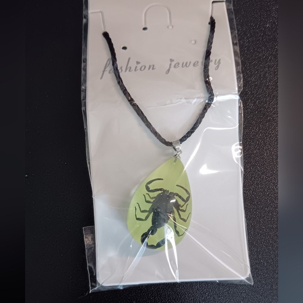 Scorpion Necklace (NEW)